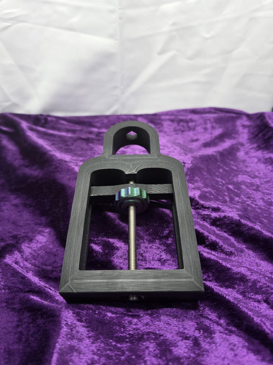 Thumb Screws Restraint