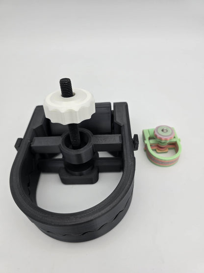 The Giant Bear Trap Clamp - single clamp